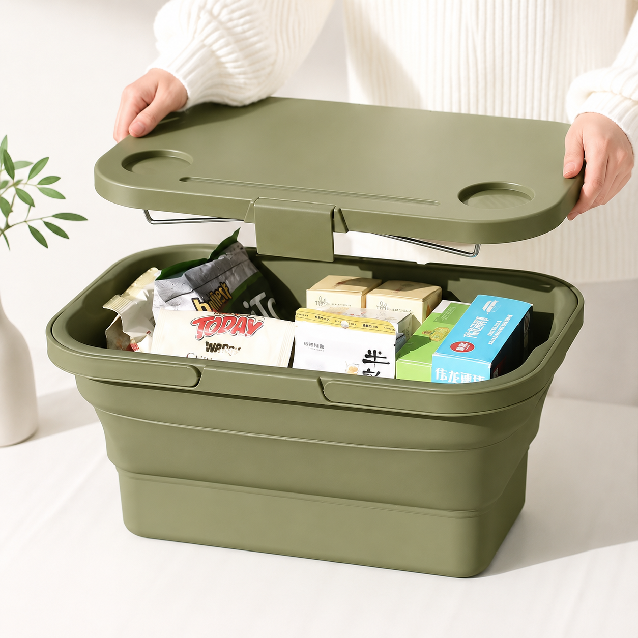 Foldable Basket with Built-In Table